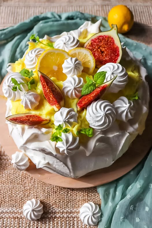 Beza Pavlova z Kremem Lemon Curd