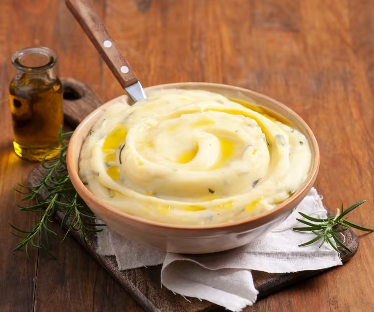 Aromatyczna Prostota - Purée Ziemniaczane z Rozmarynem, Smak Domowej Kuchni